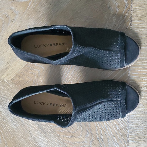 Lucky Brand Peep Toe Block Heel Bootie - Picture 2 of 9